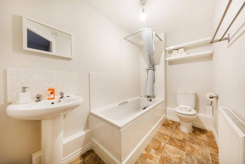 Bristol 2 Bedroom Apartment Free Parking المظهر الخارجي الصورة